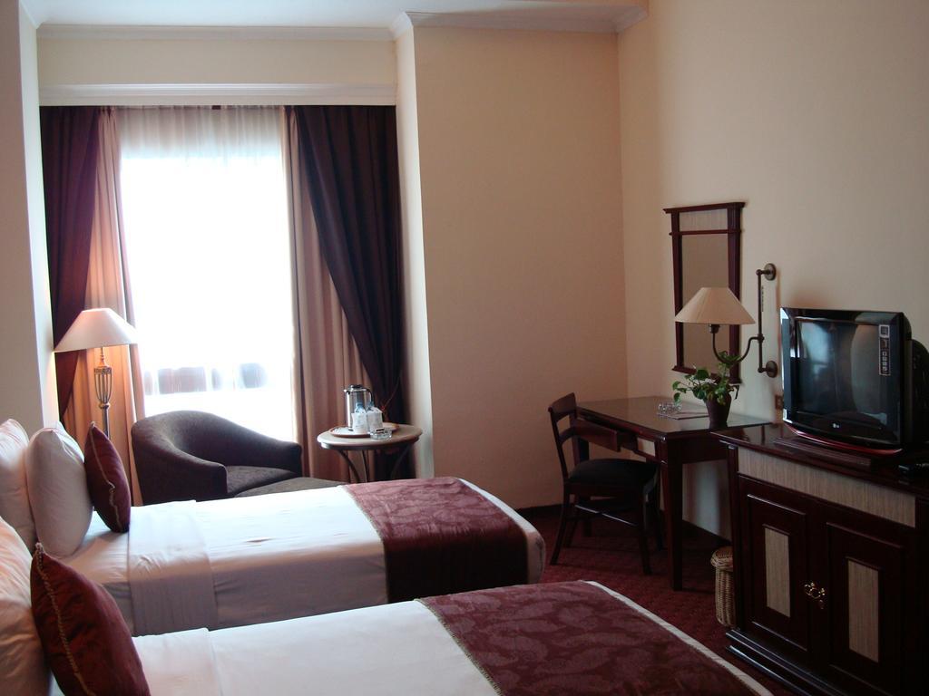 Hotel Sentral Jakarta Zimmer foto